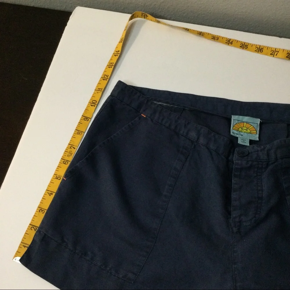 Shorts - Picture 5 of 5